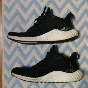 Adidas Alphaboost Black size 11